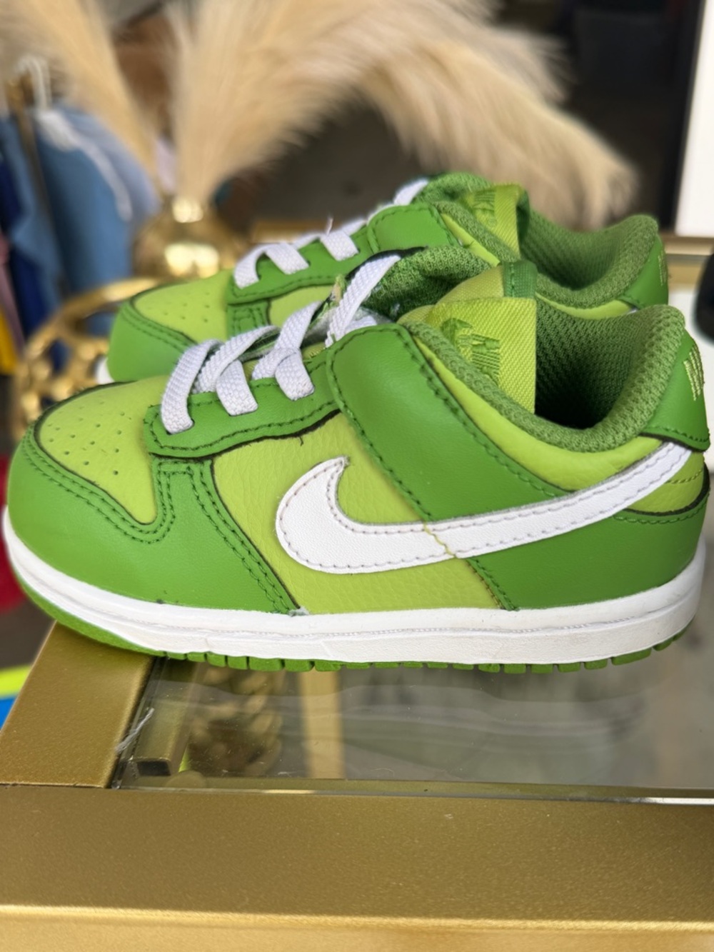 Boys 7C Nike Dunk Low “Green Bean” Green and White